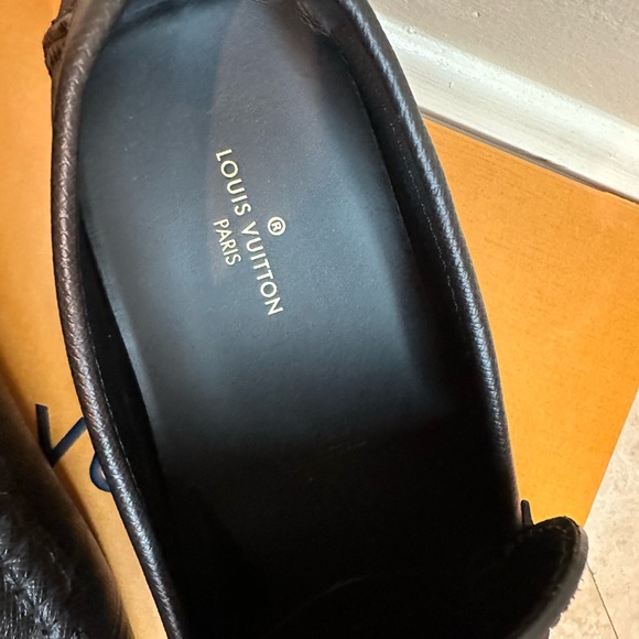 Authentic - Louis Vuitton Hockenheim Moccasin Loafers - Size M9 UNWORN - Picture 6 of 7